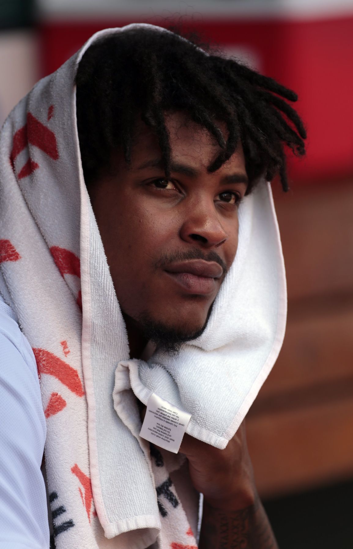 Cardinals sweep Padres with 8-7 victory